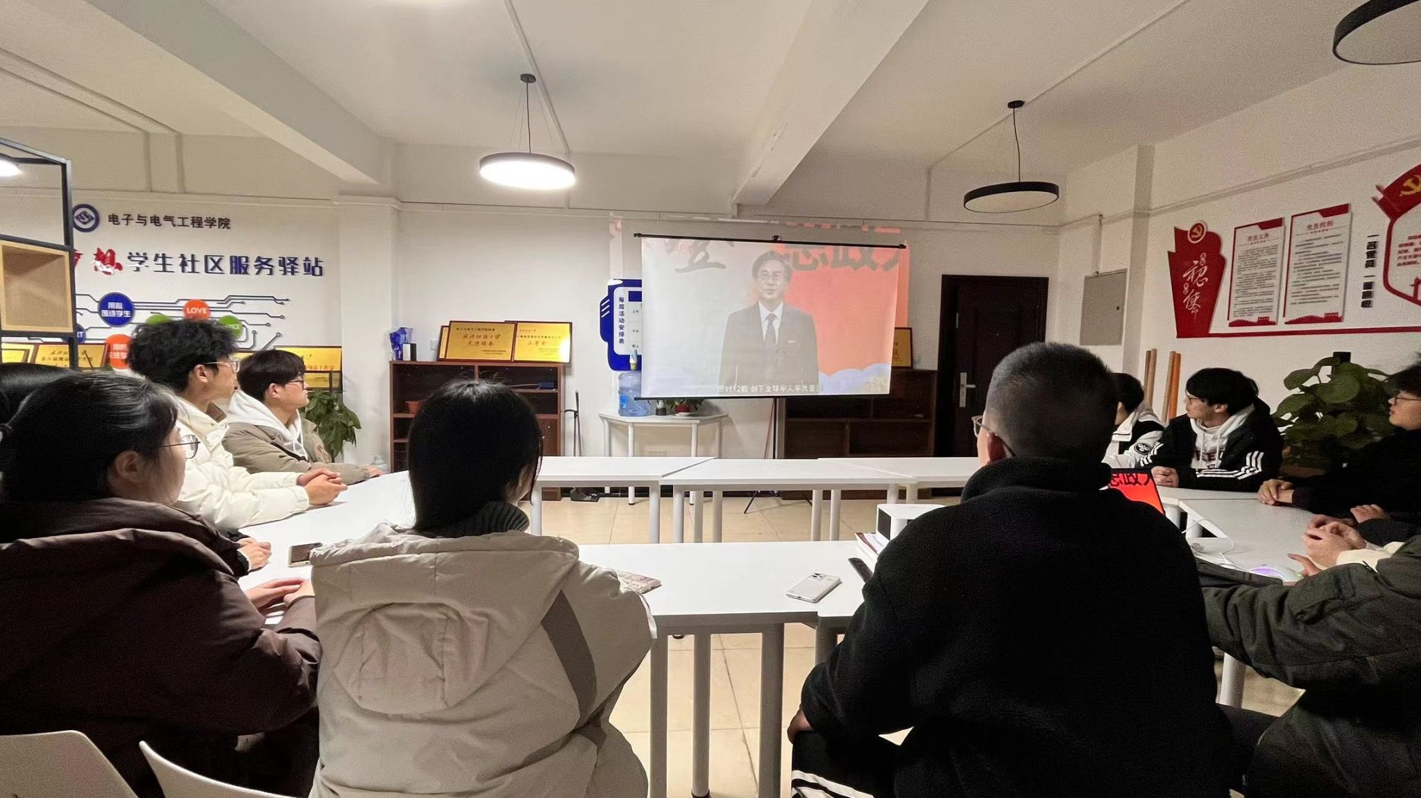 威廉希尔WilliamHill官方网站